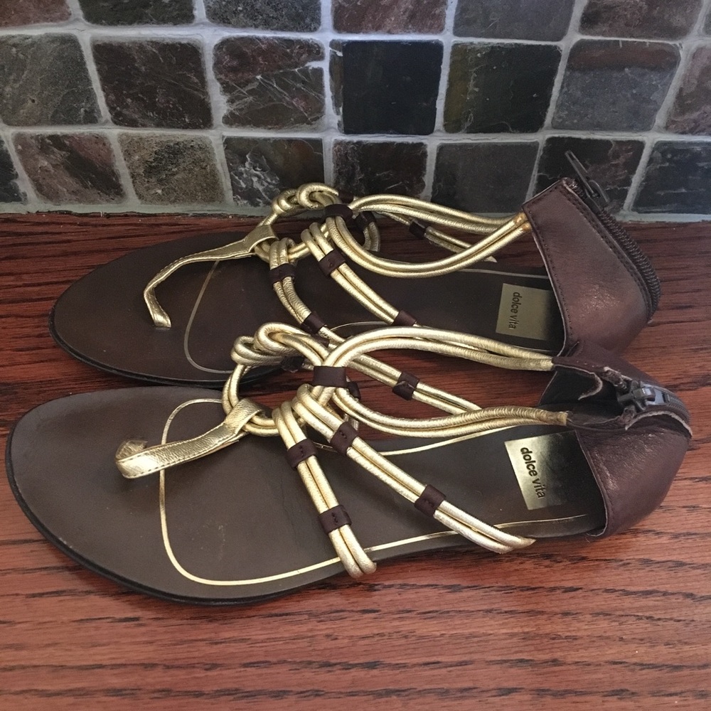 Dolce vita gold sandal size 7.5